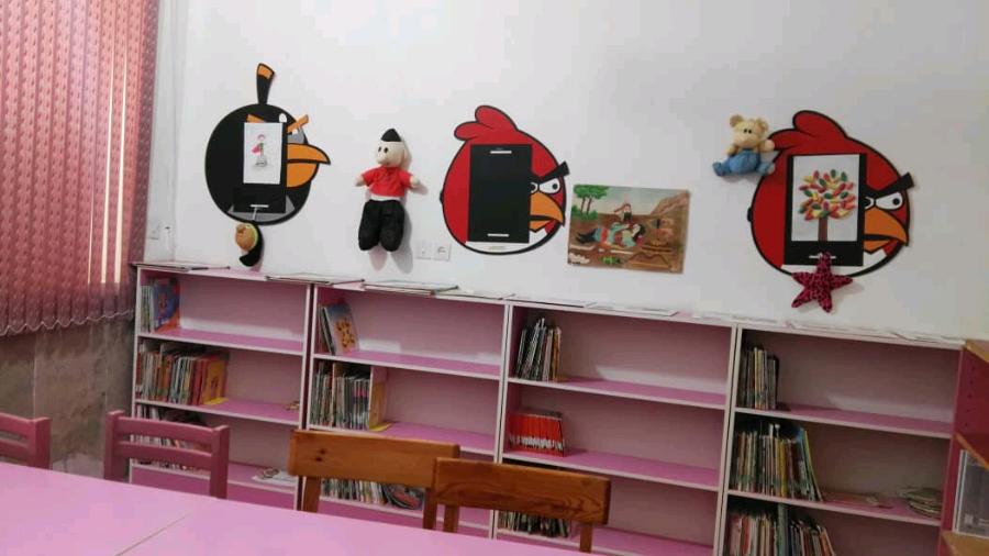 بخش کودک کتابخانه